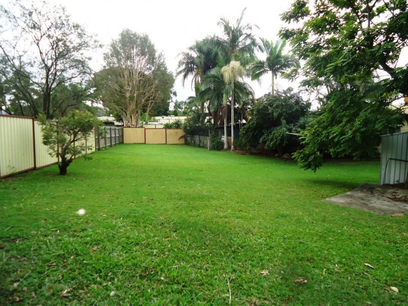 42 Strathallen Drive, Boronia Heights QLD 4124