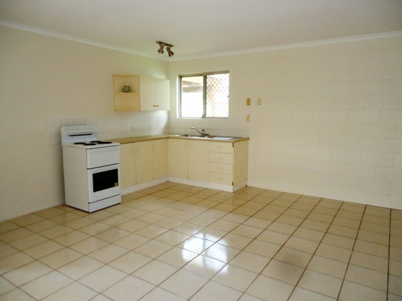 6 Thora Street, Crestmead QLD 4132