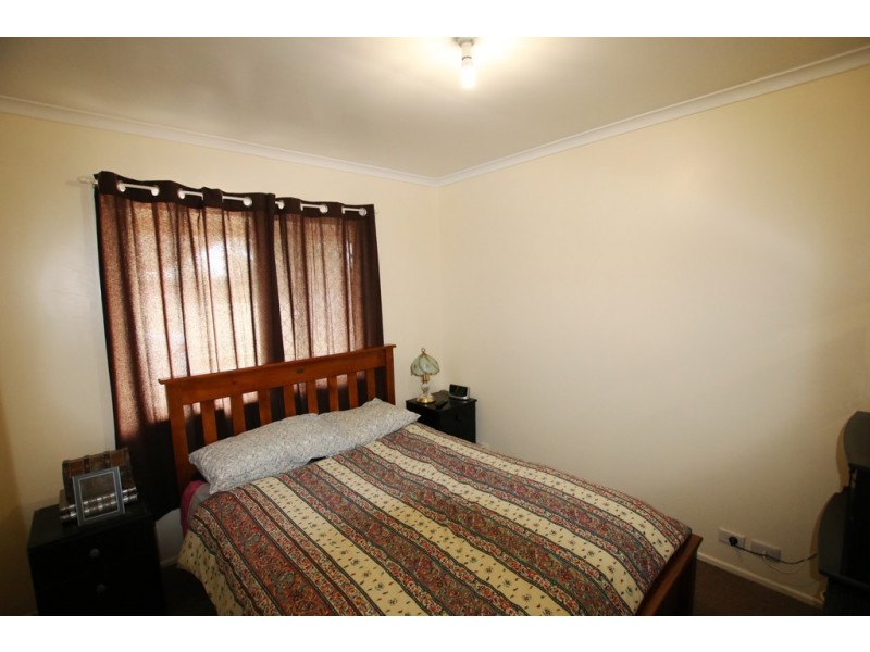 10 Grove Road, Holmview QLD 4207