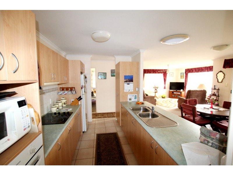 74 Beutel Street, Waterford West QLD 4133