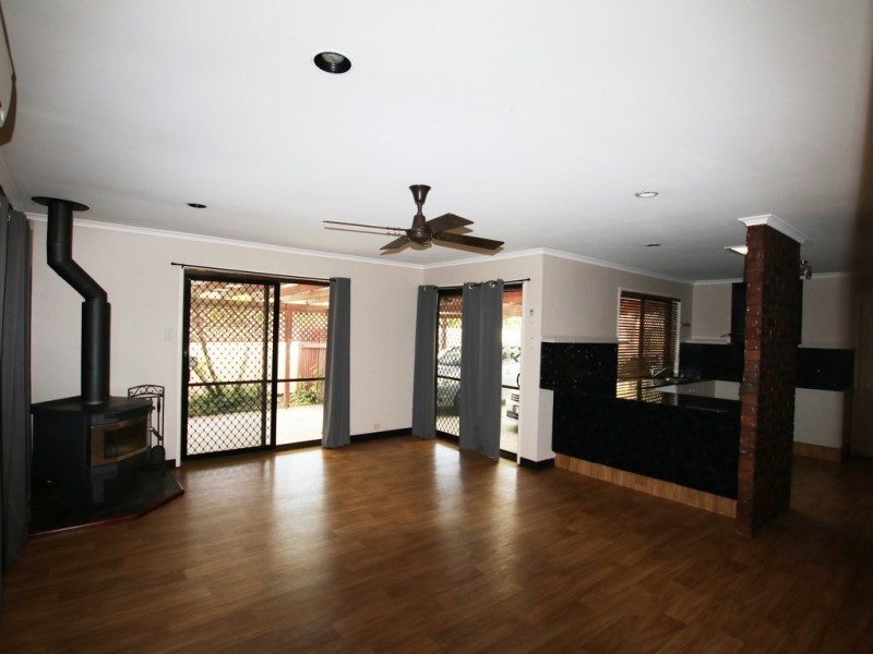 696 Browns Plains Road, Marsden QLD 4132