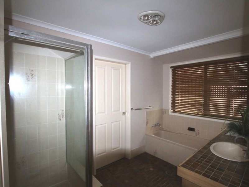 696 Browns Plains Road, Marsden QLD 4132