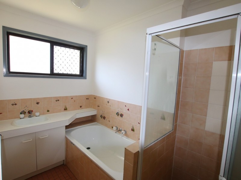 35 Whiteman Street, Crestmead QLD 4132
