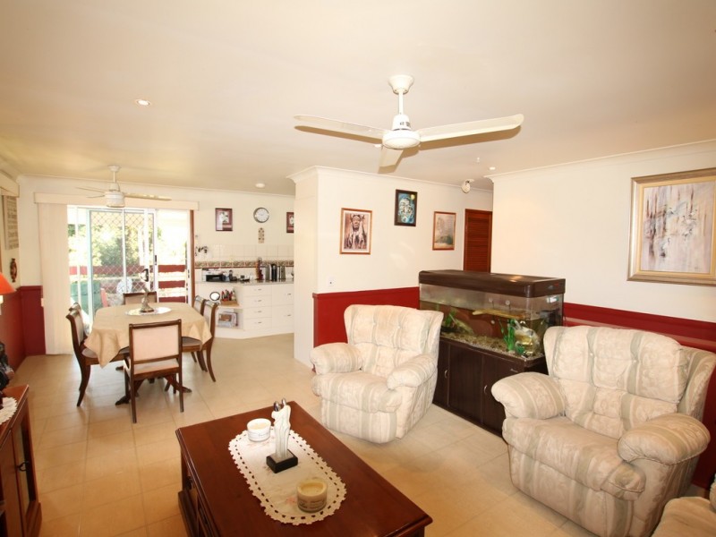 8 Yale Street, Marsden QLD 4132