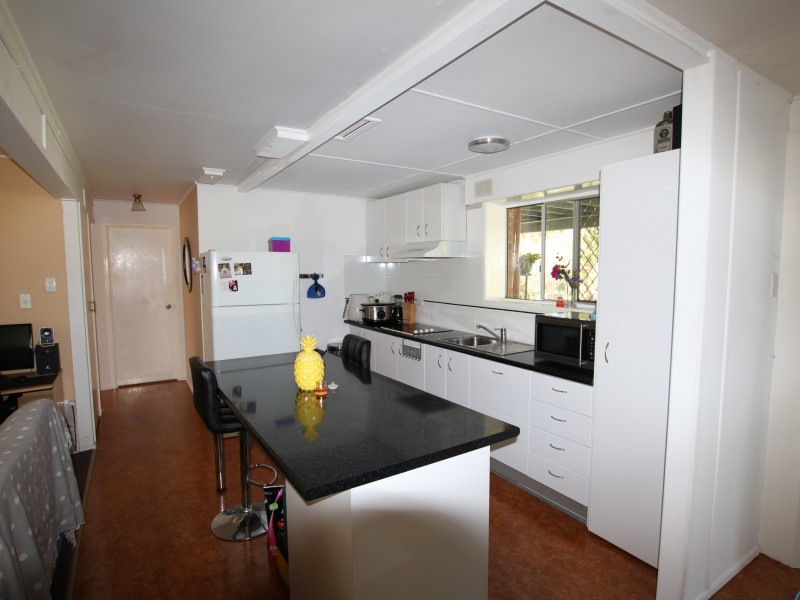 8 Yale Street, Marsden QLD 4132