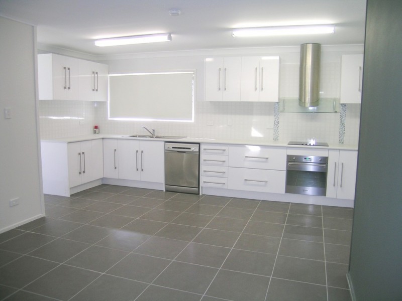5 Windsor Street, Kingston QLD 4114