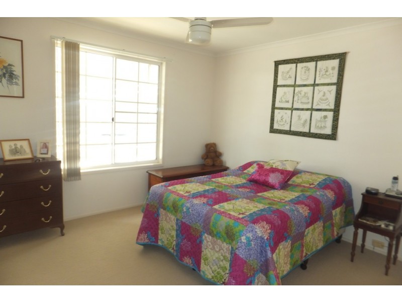 19 Cedar Court, Palm Lakes Resort, Bethania QLD 4205