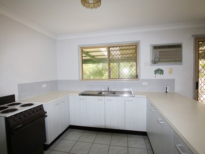 8 Duranta Court, Crestmead QLD 4132