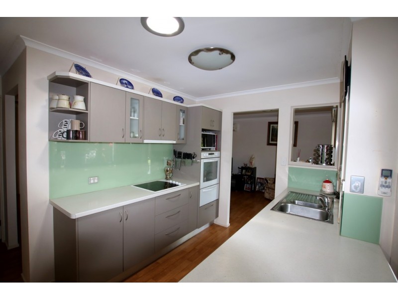 9 Front Court, Marsden QLD 4132