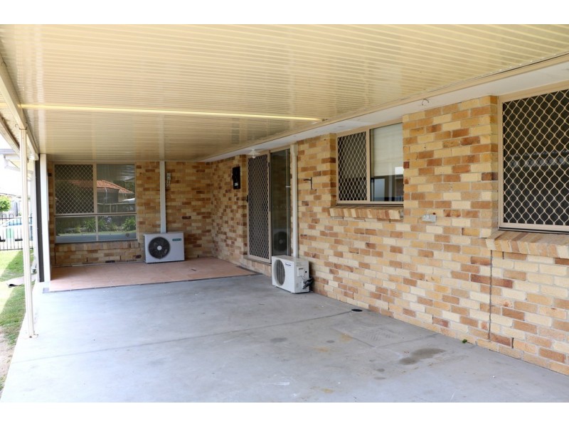 8 Lake Cooloola Court, Logan Reserve QLD 4133