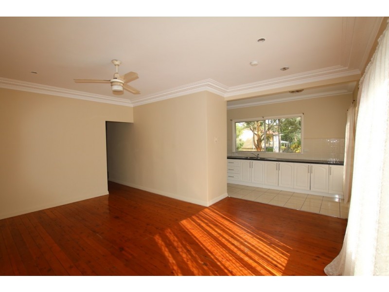 6 Kurrajong Drive, Marsden QLD 4132