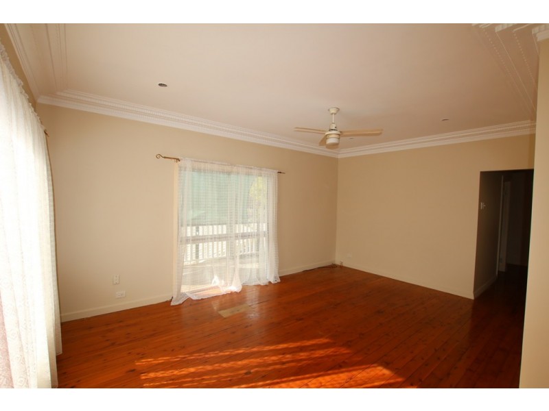 6 Kurrajong Drive, Marsden QLD 4132