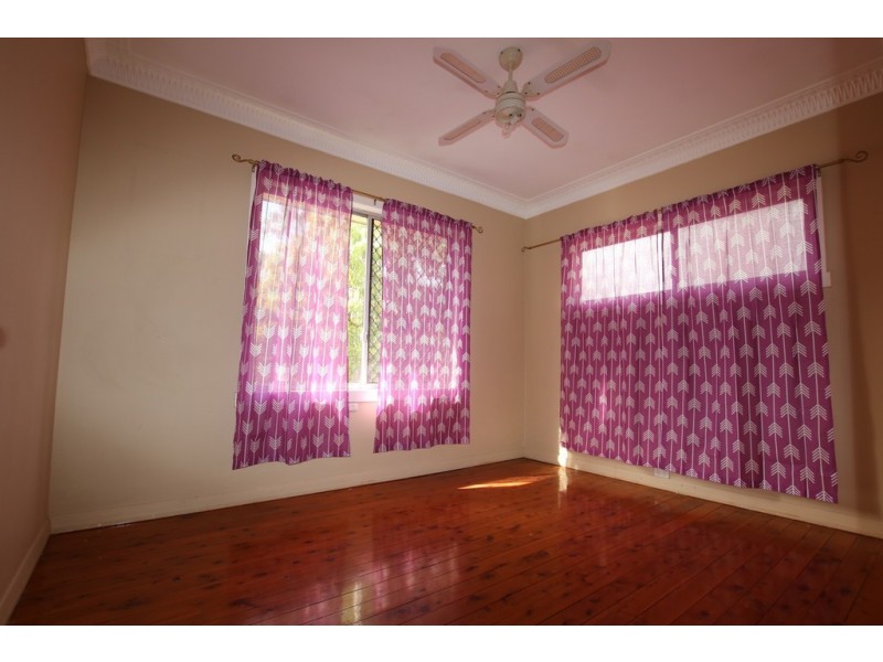 6 Kurrajong Drive, Marsden QLD 4132