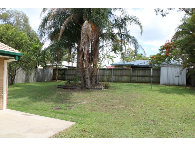 14 Barcrest Street, Crestmead QLD 4132