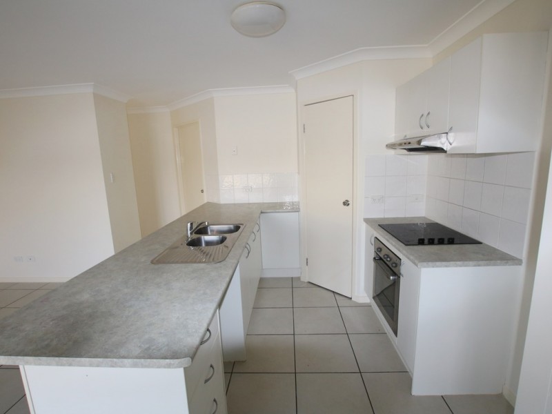 10 Ashmore Close, Marsden QLD 4132
