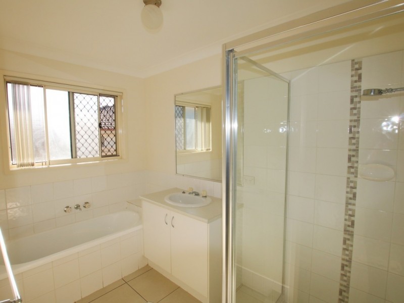10 Ashmore Close, Marsden QLD 4132