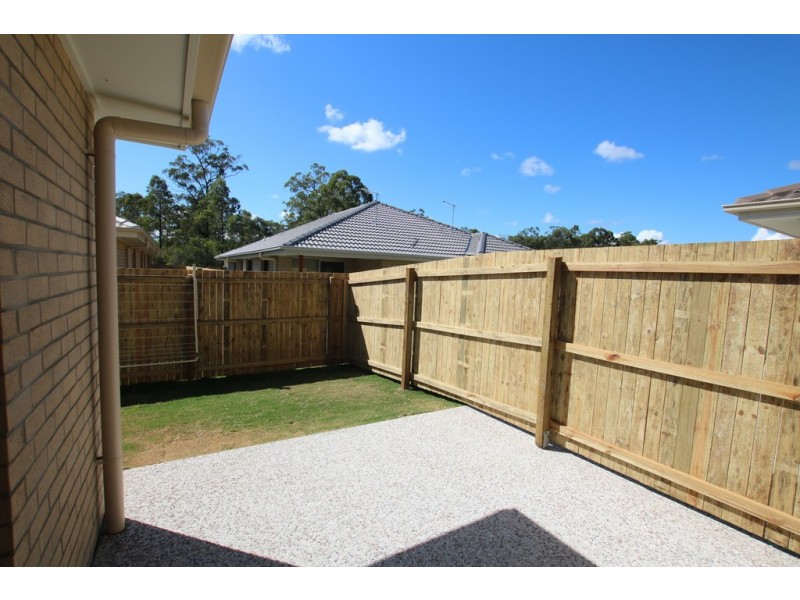 2/32 Greenpark Drive, Crestmead QLD 4132