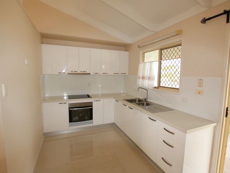 8 Pinnington Street, Crestmead QLD 4132