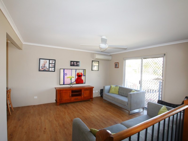 15 Limerick Drive, Crestmead QLD 4132