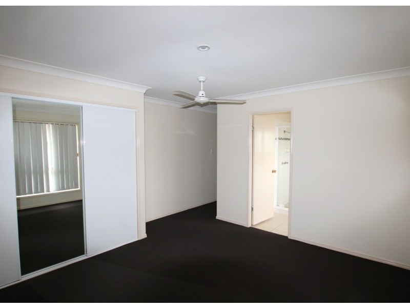 54 Lockyer Place, Crestmead QLD 4132