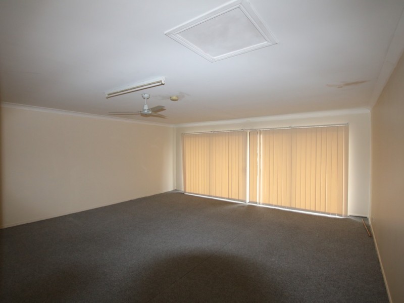 54 Lockyer Place, Crestmead QLD 4132