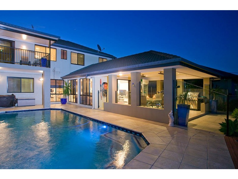 69 Allan Day Drive, Wellington Point QLD 4160