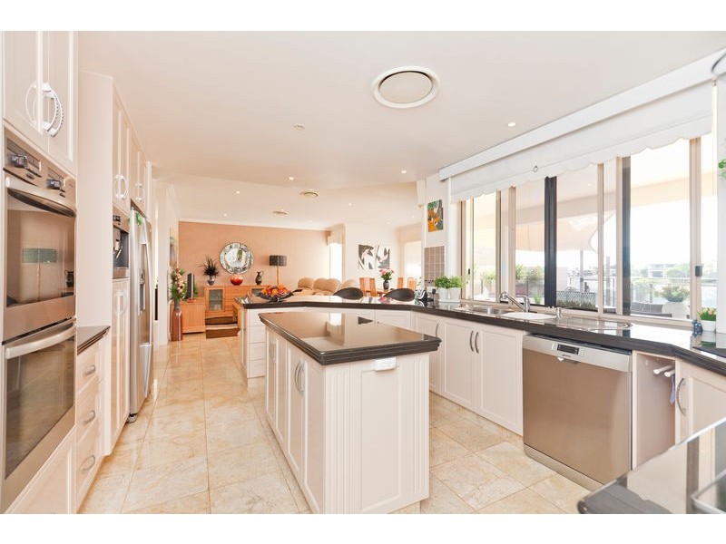 9 Masson Court, Wellington Point QLD 4160