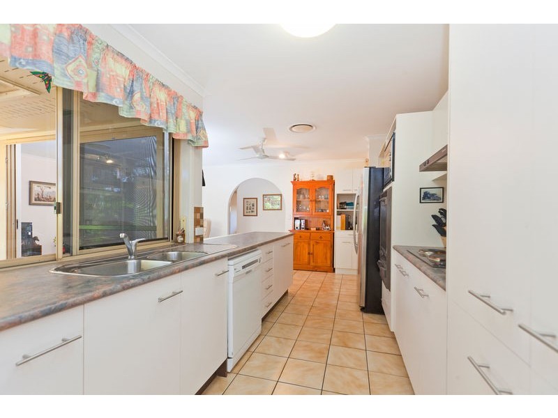 47 Agnes Street, Birkdale QLD 4159