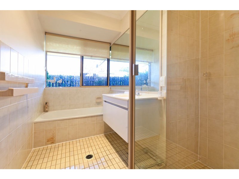 47 Agnes Street, Birkdale QLD 4159