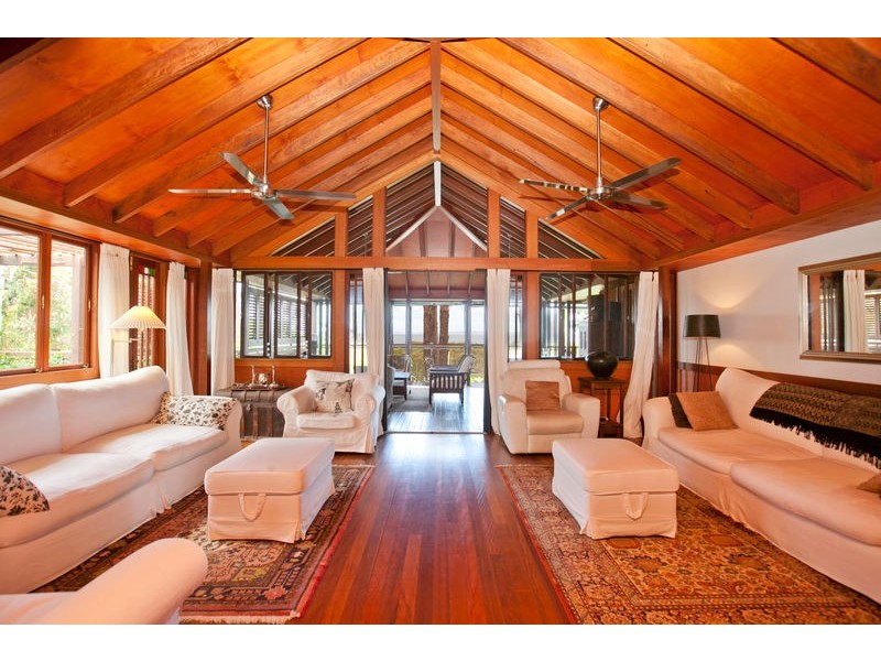 233 Main Road, Wellington Point QLD 4160