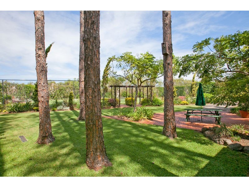 233 Main Road, Wellington Point QLD 4160