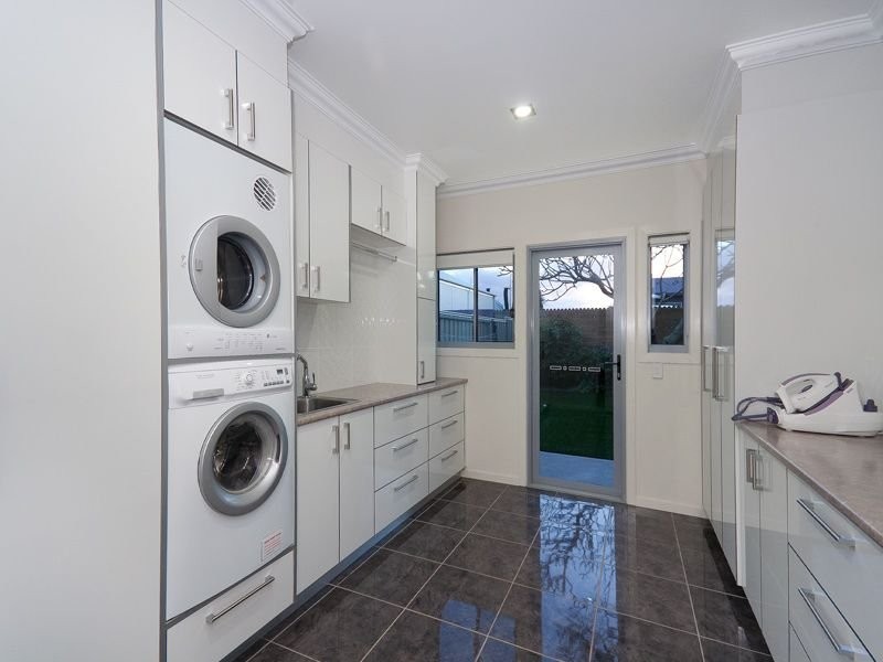 12 Wellesley Street, Wellington Point QLD 4160