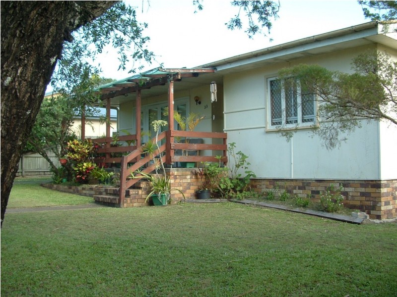 33 Collingwood Rd, Birkdale QLD 4159