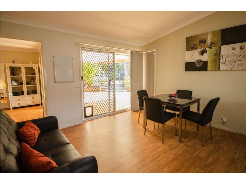 11 Macgregor Dr, Birkdale QLD 4159