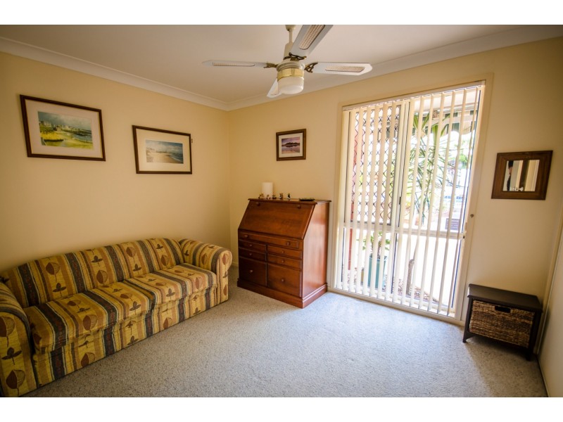 11 Macgregor Dr, Birkdale QLD 4159