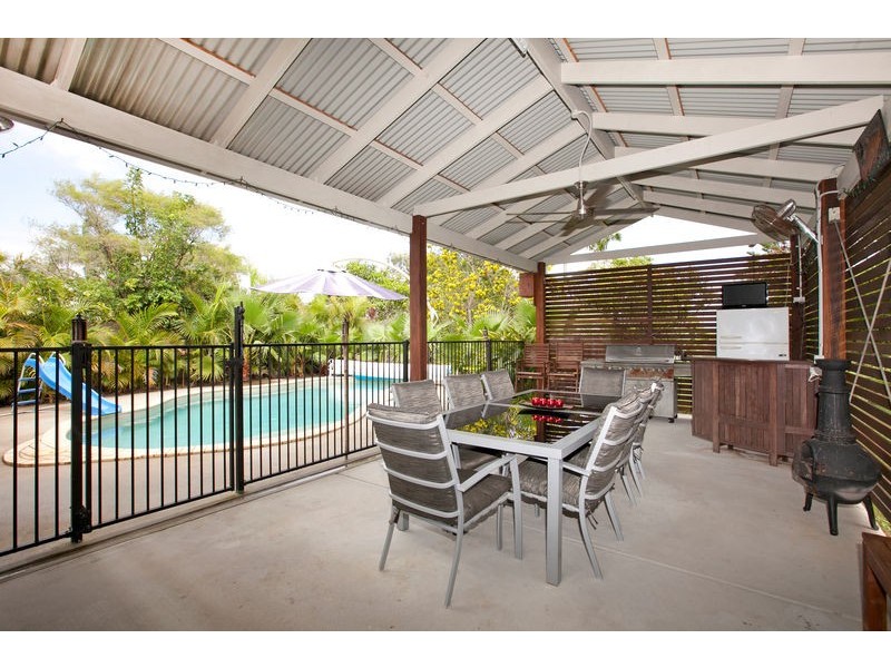 13 Catherine Street, Birkdale QLD 4159