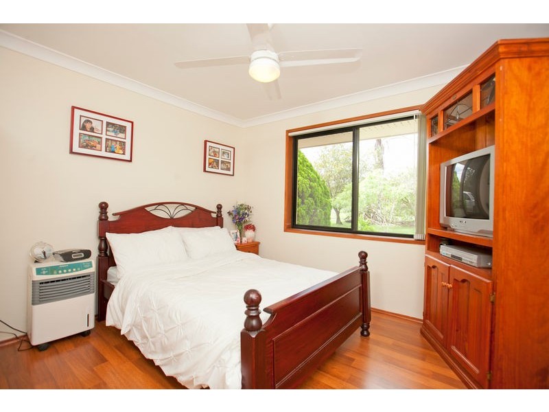 13 Catherine Street, Birkdale QLD 4159