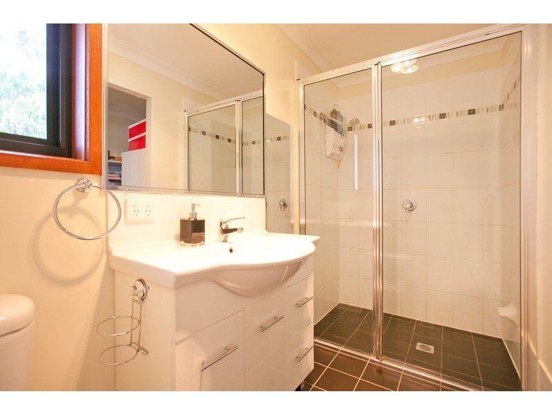 13 Catherine Street, Birkdale QLD 4159