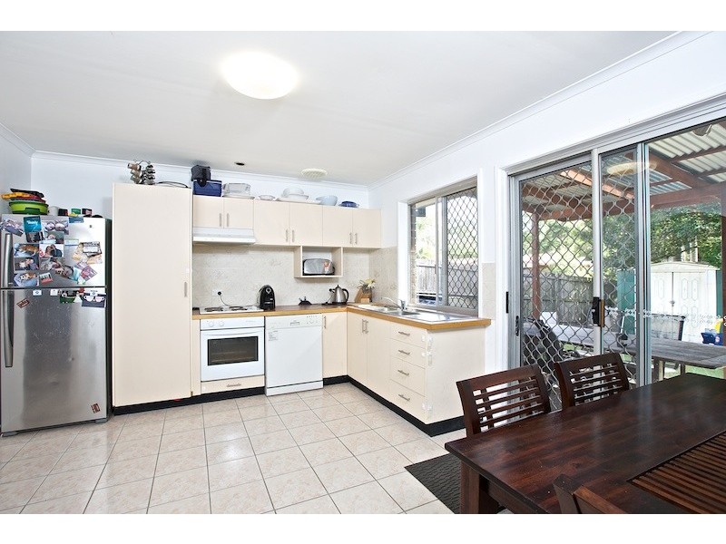 4 Weymouth Street, Alexandra Hills QLD 4161