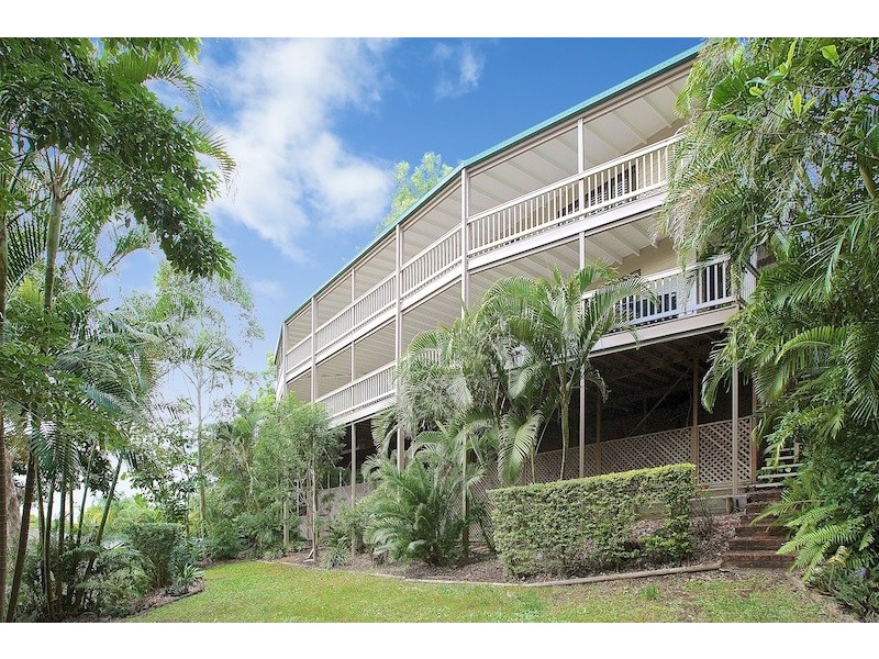 20 Hull Street, Thorneside QLD 4158