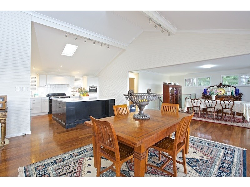 20 Hull Street, Thorneside QLD 4158