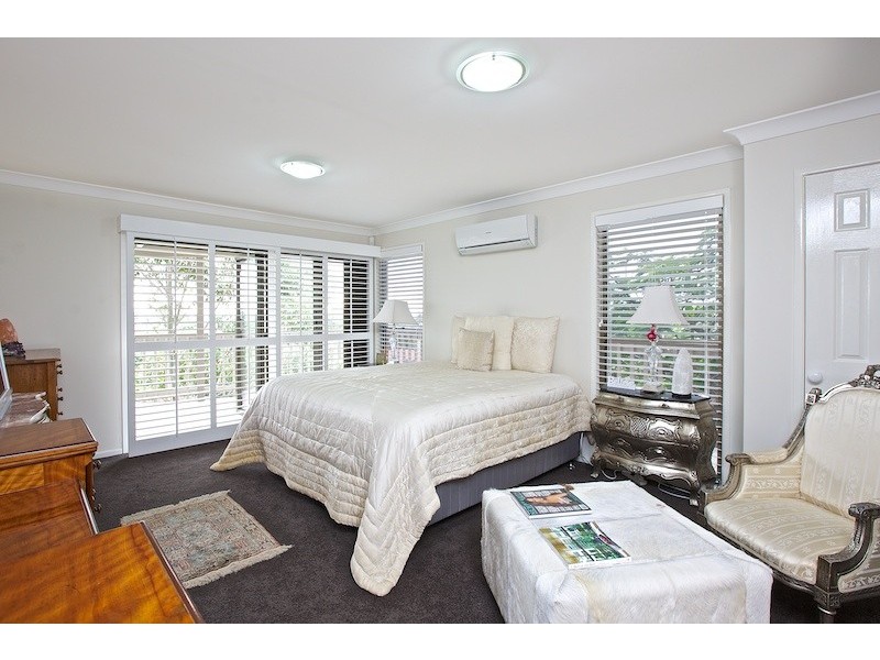 20 Hull Street, Thorneside QLD 4158