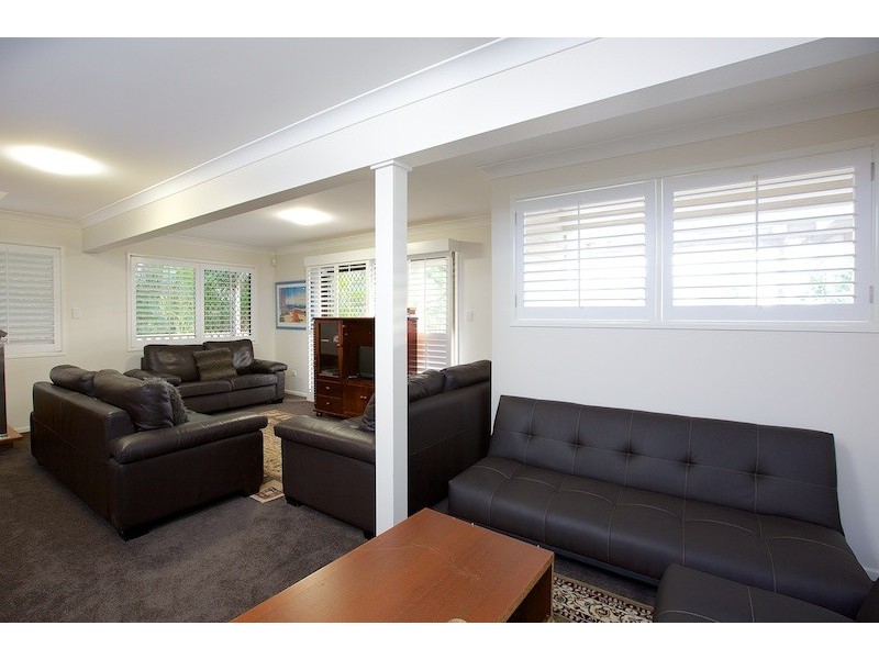 20 Hull Street, Thorneside QLD 4158