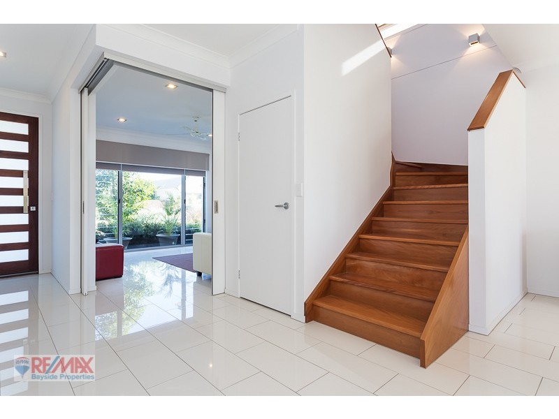 12 Esk Crescent, Wakerley QLD 4154
