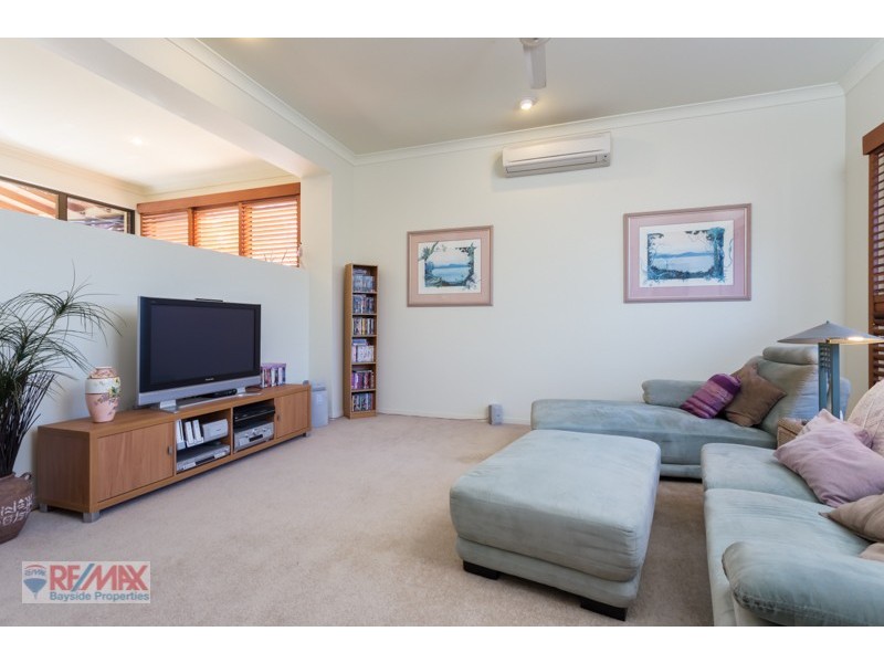 17 Hepburn Close, Wakerley QLD 4154