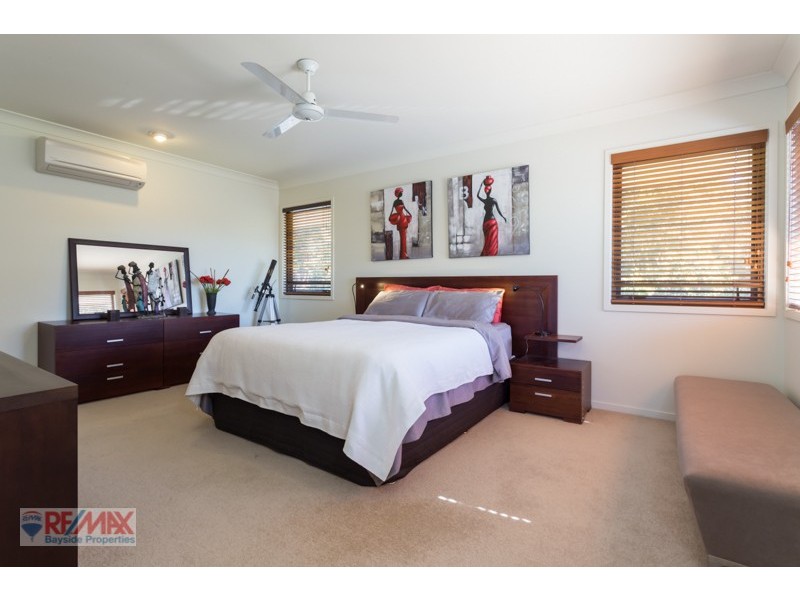 17 Hepburn Close, Wakerley QLD 4154