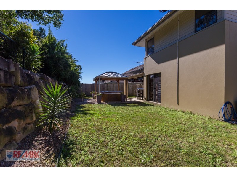 17 Hepburn Close, Wakerley QLD 4154