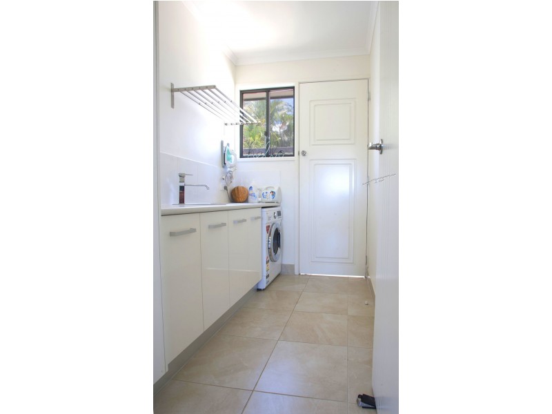 8 / L27 Starfish, Agnes Water QLD 4677