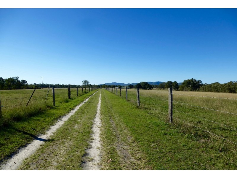 186 Dahls Rd, Colosseum QLD 4677