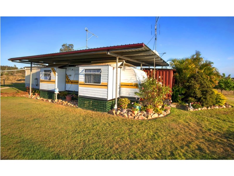537 Hallorans Road, Mount Tom QLD 4677
